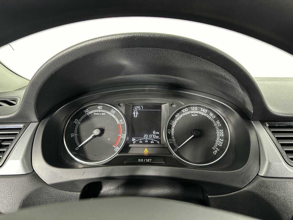 Skoda Rapid 2018 года с пробегом. Фото: #10