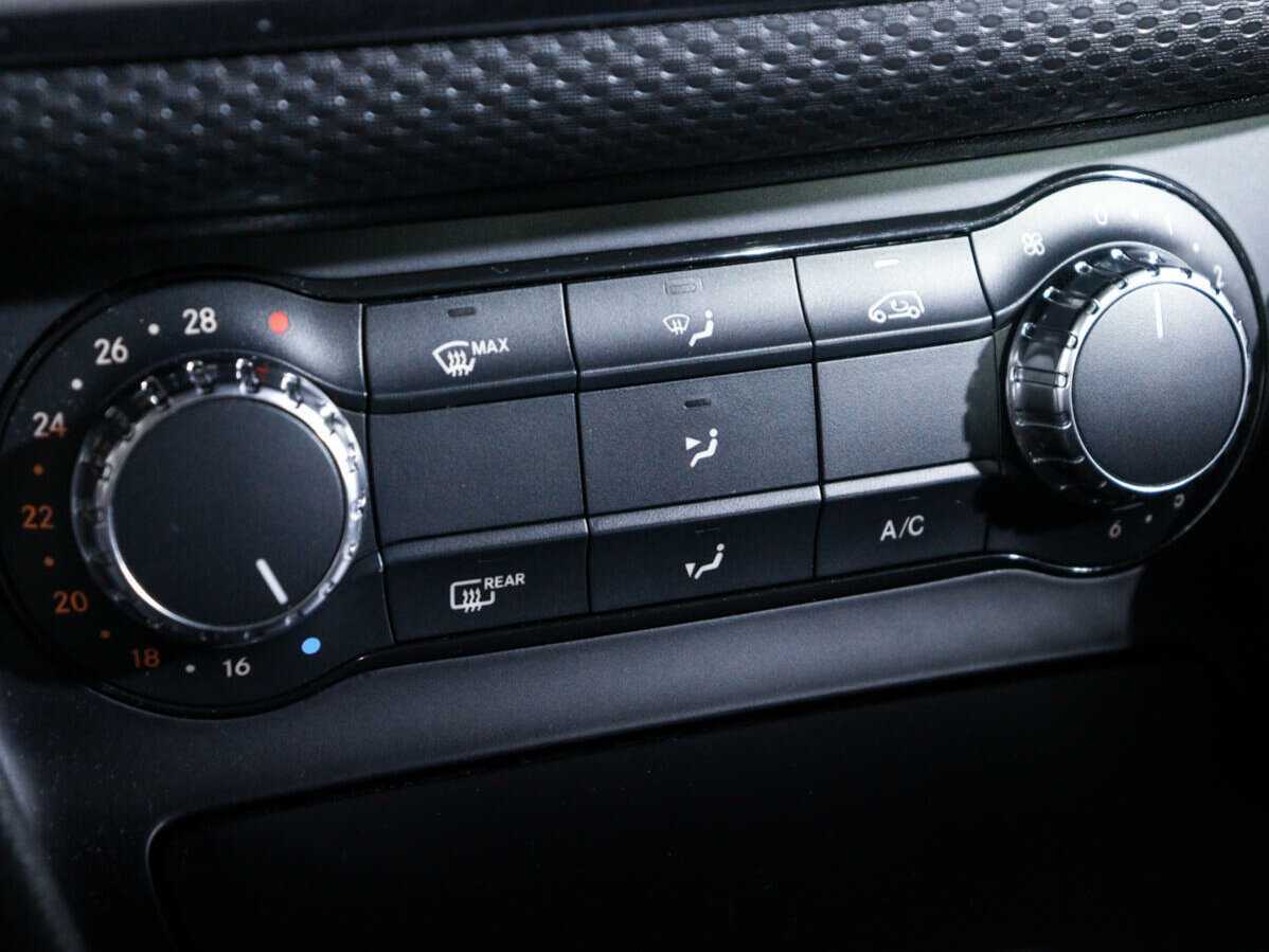 Mercedes-Benz A-Класс 2015 года с пробегом. Фото: #14