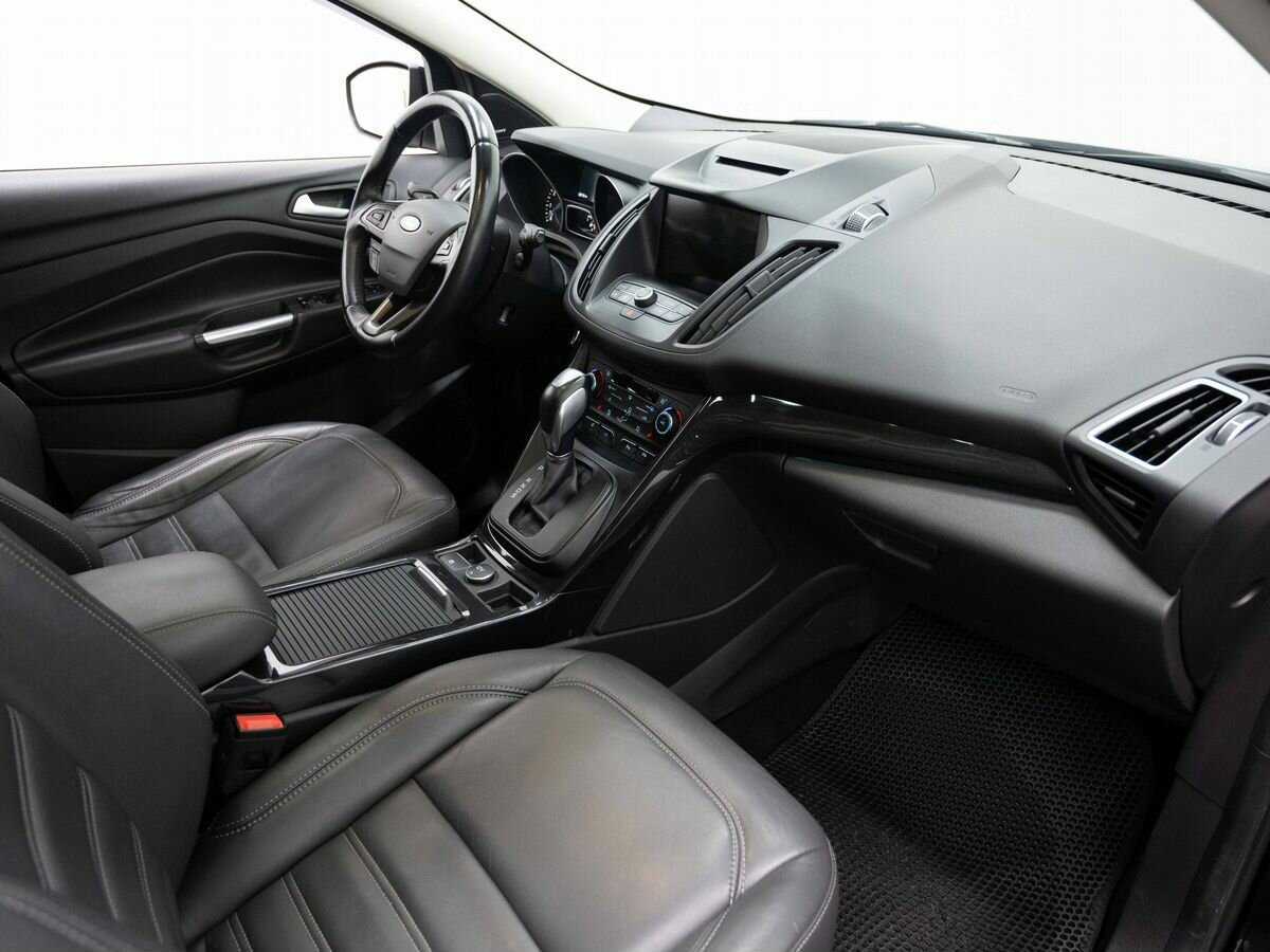 Б/У Форд Куга 2017 года. Фото: #10