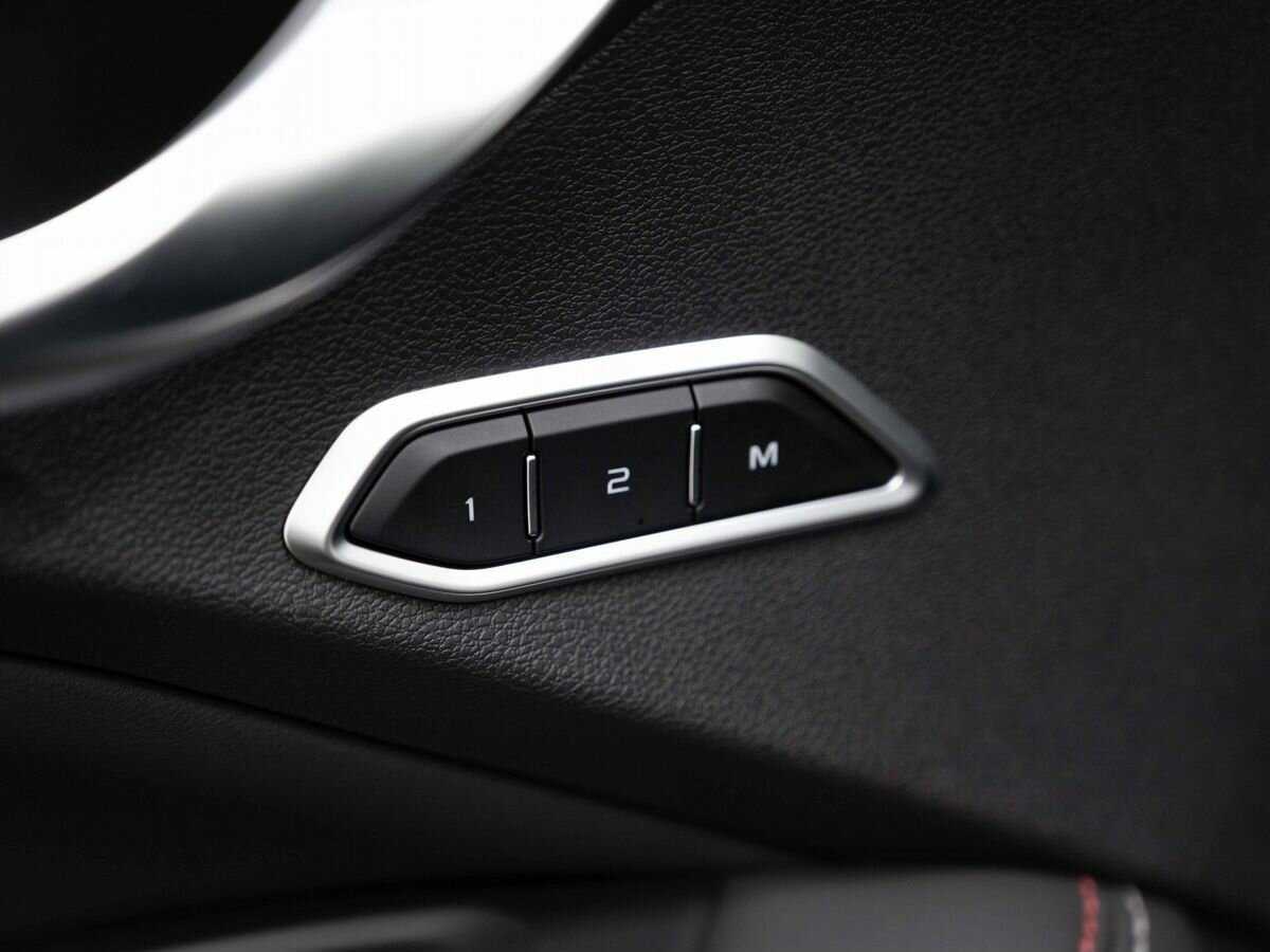 Geely Tugella 2022 года с пробегом. Фото: #19