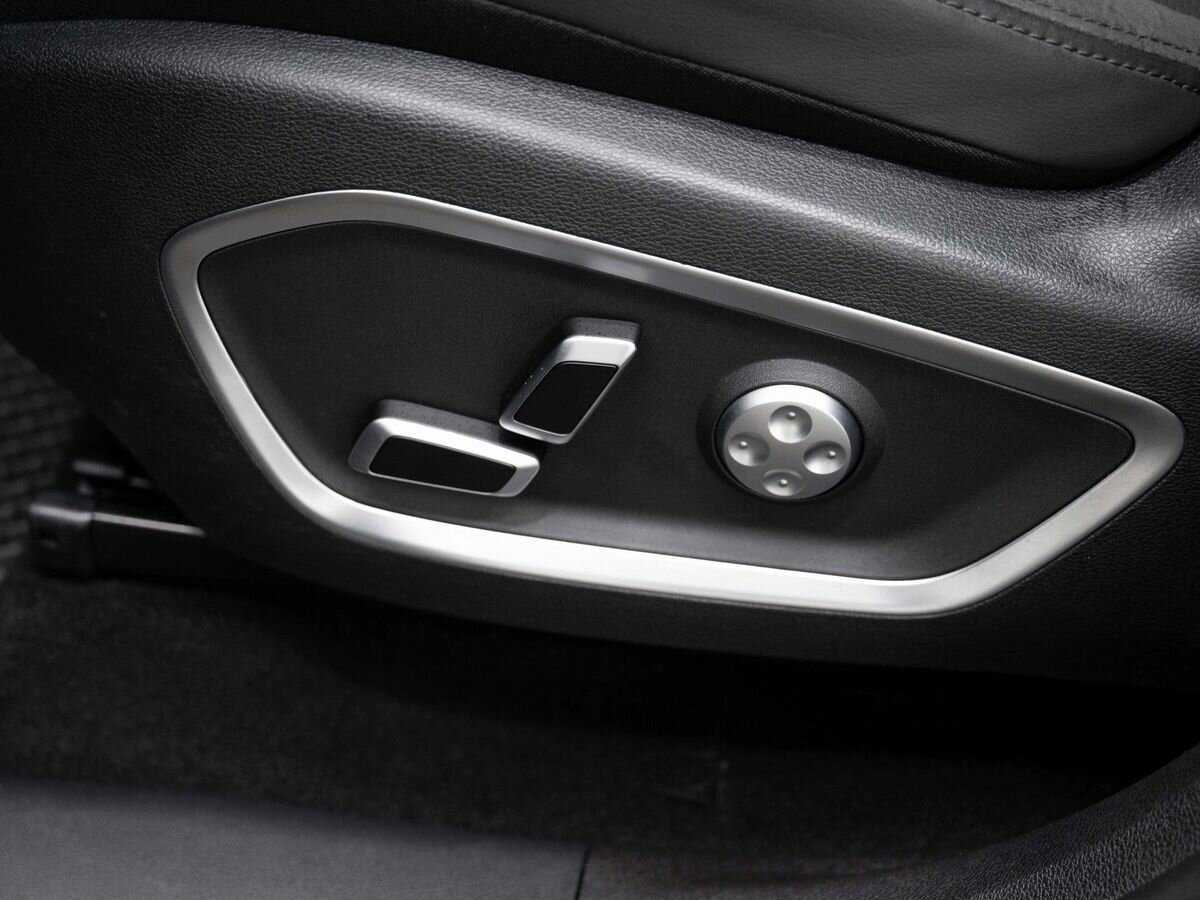 Geely Tugella 2022 года с пробегом. Фото: #22