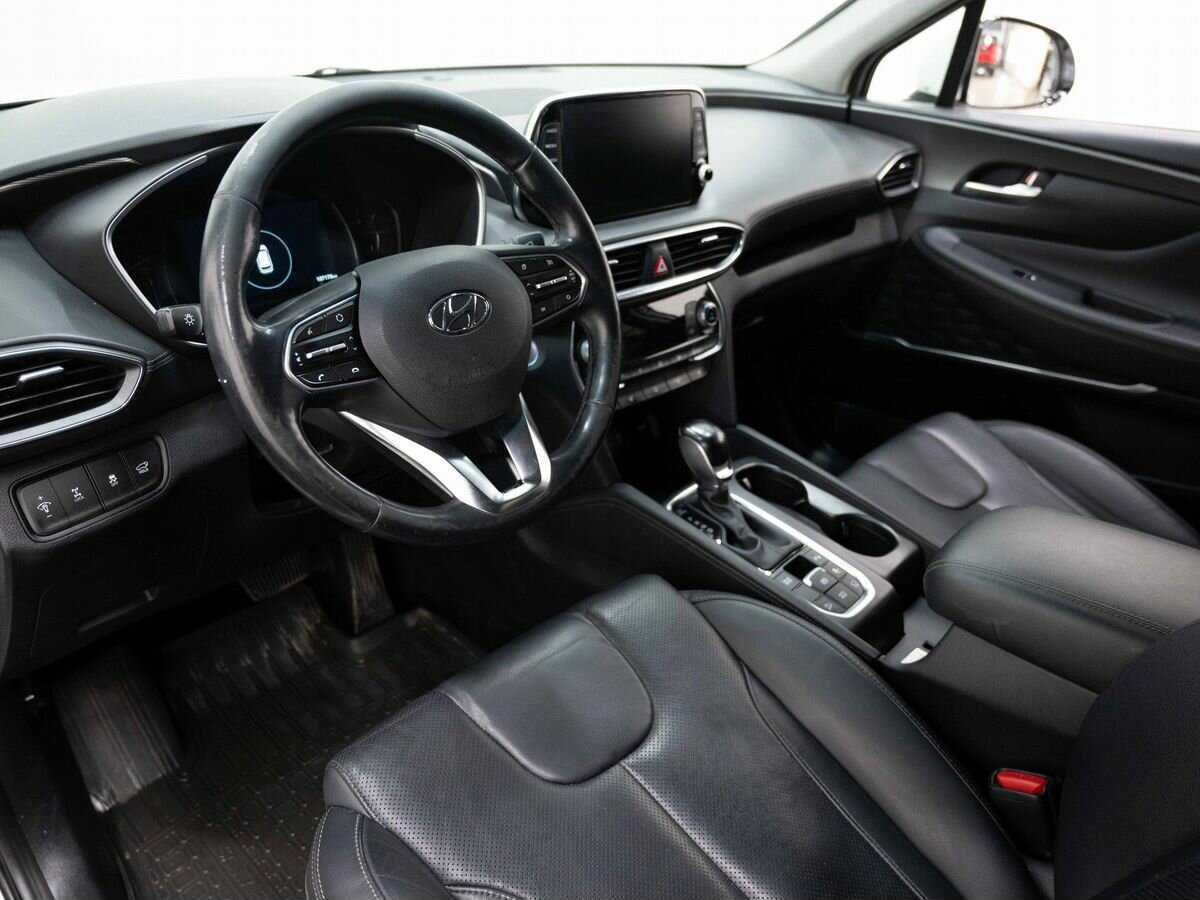 Hyundai Santa Fe 2019 года с пробегом. Фото: #6
