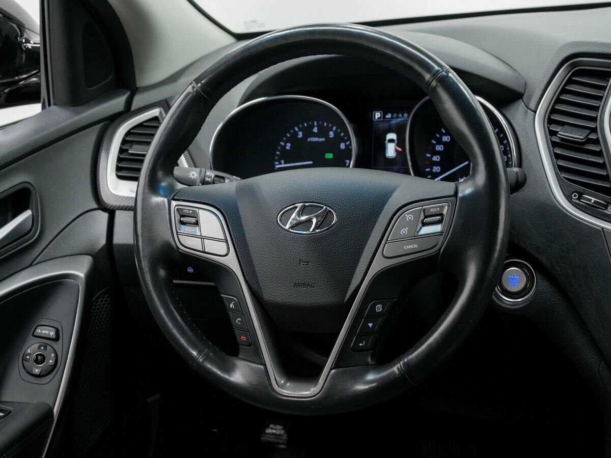 Б/У Хендай Санта Фе 2017 года. Фото: #11