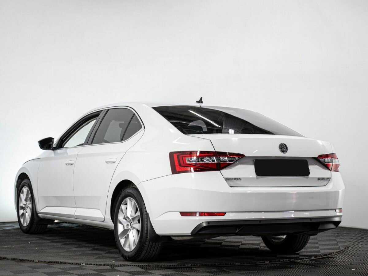 Б/У Шкода Суперб 2018 года. Фото: #5