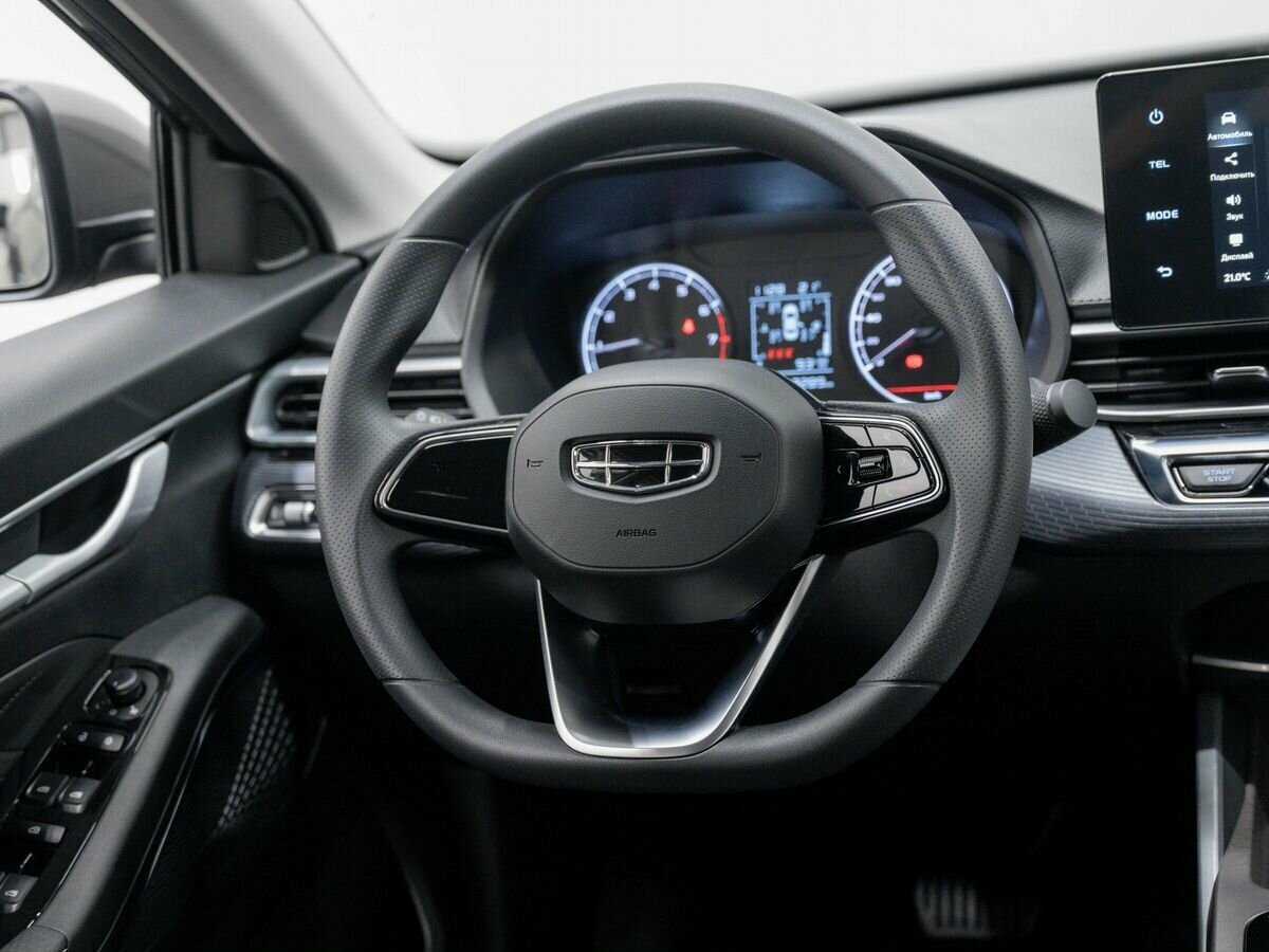 Б/У Джили Эмгранд 2023 года. Фото: #10