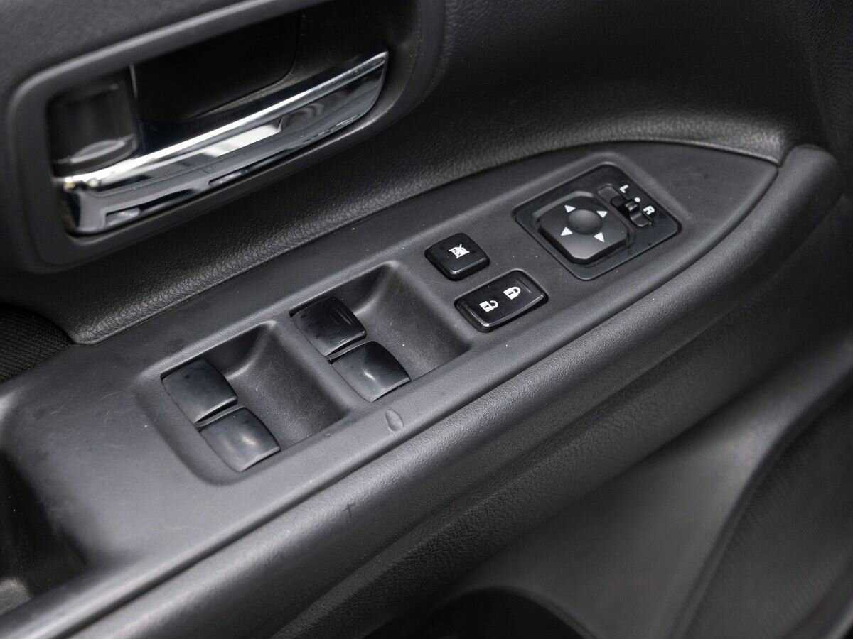 Mitsubishi Outlander 2012 года с пробегом. Фото: #19