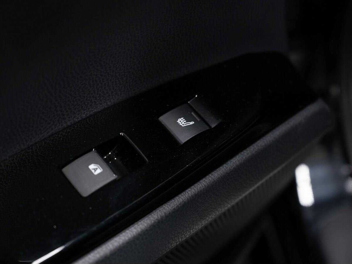 Toyota Camry 2019 года с пробегом. Фото: #18