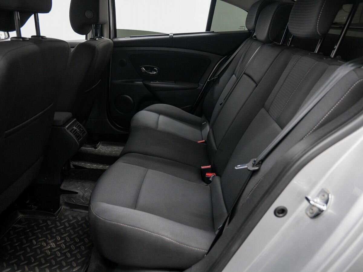 Б/У Рено Флюенс 2013 года. Фото: #11