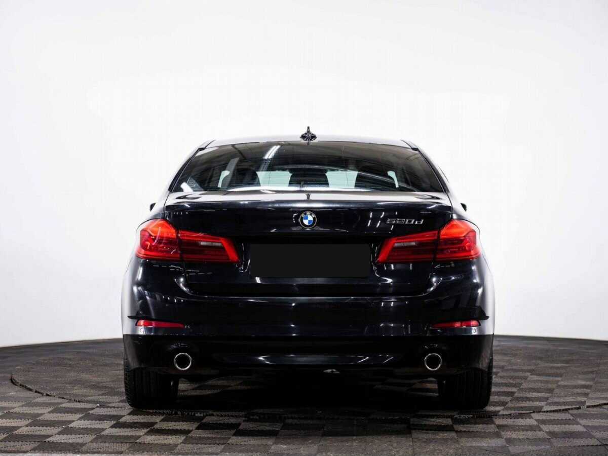 BMW 5 серии 2018 года с пробегом. Фото: #4