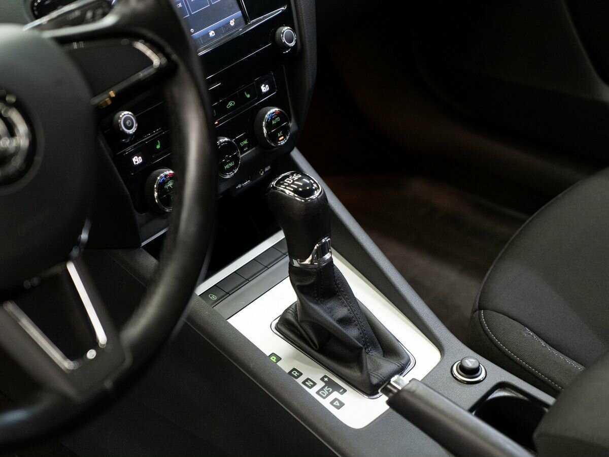 Skoda Octavia 2017 года с пробегом. Фото: #10