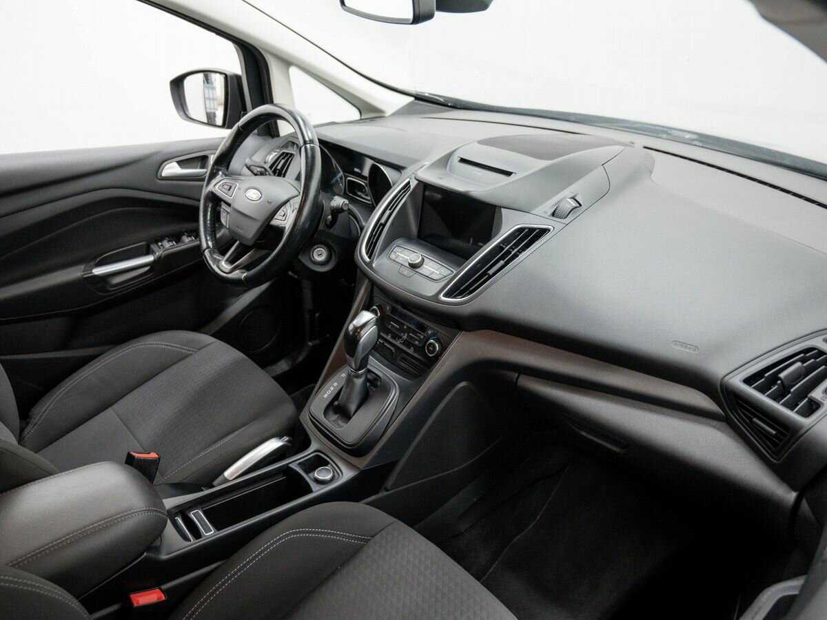 Б/У Форд Ц-Макс 2017 года. Фото: #6