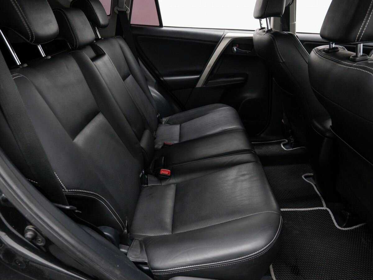 Б/У Тойота Рав4 2014 года. Фото: #8