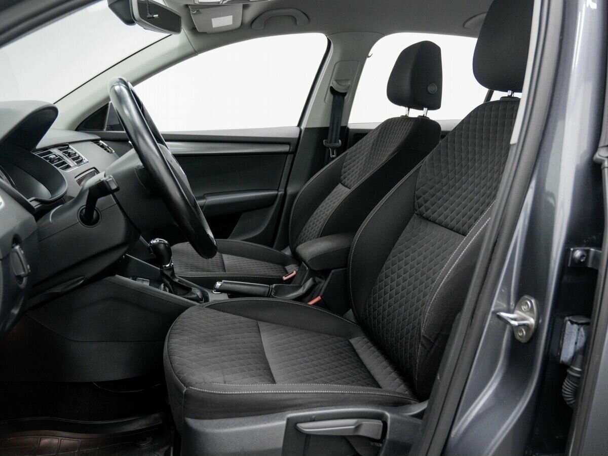 Б/У Шкода Октавия 2017 года. Фото: #13