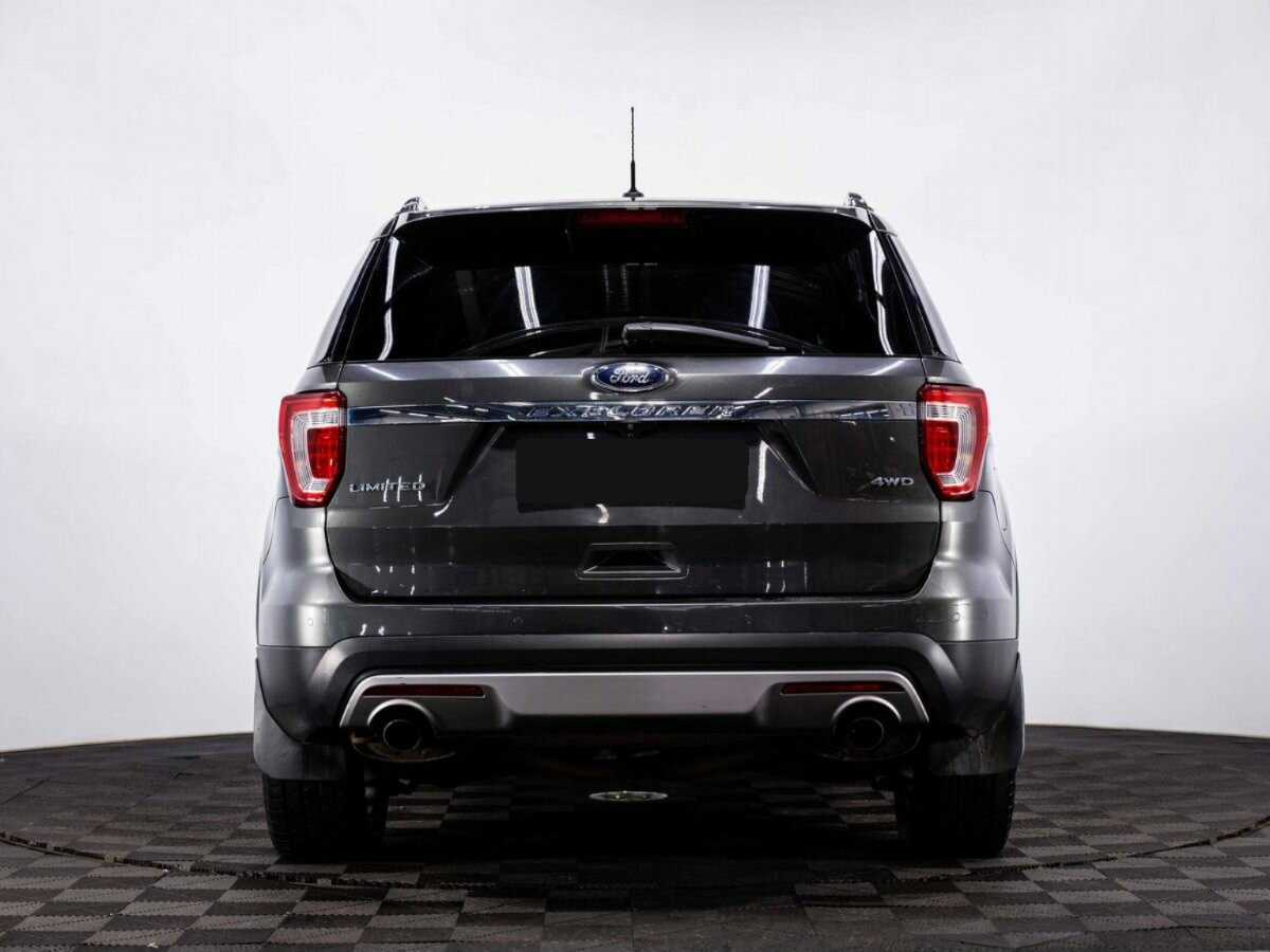 Ford Explorer 2016 года с пробегом. Фото: #4