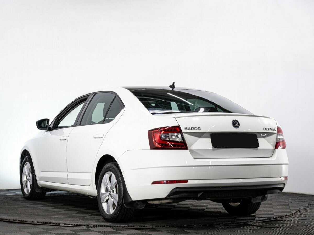 Б/У Шкода Октавия 2018 года. Фото: #5