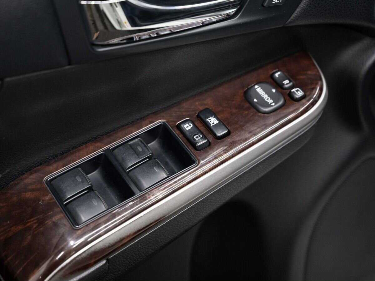 Б/У Тойота Камри 2014 года. Фото: #18