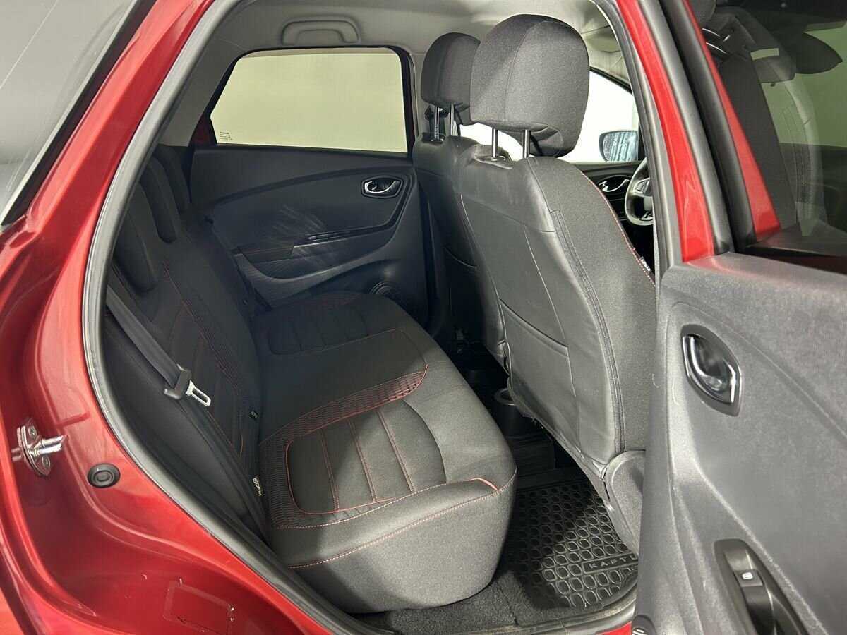 Б/У Рено Каптюр 2018 года. Фото: #14