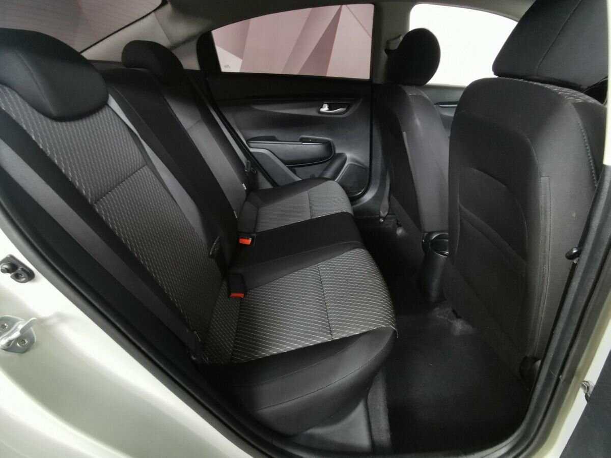 Kia Rio 2018 года с пробегом. Фото: #11