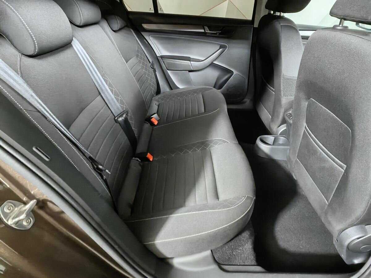 Skoda Rapid 2018 года с пробегом. Фото: #11