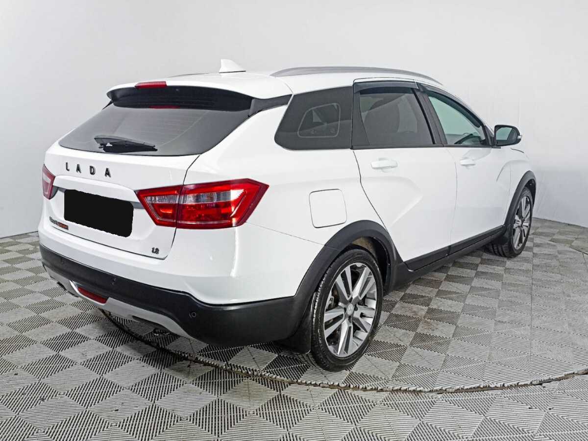 Б/У Лада (ВАЗ) Веста 2017 года. Фото: #4