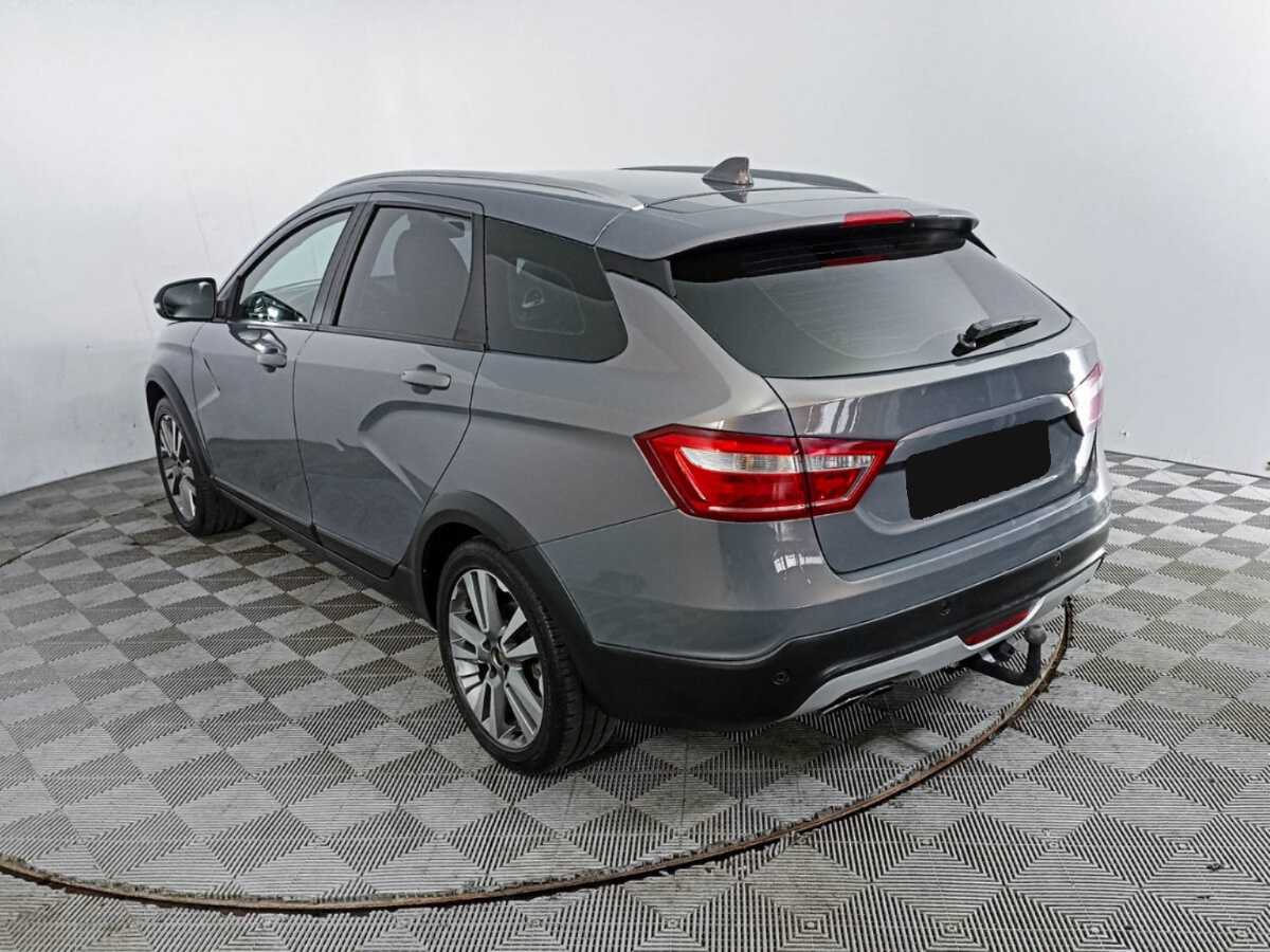 Б/У Лада (ВАЗ) Веста 2017 года. Фото: #6