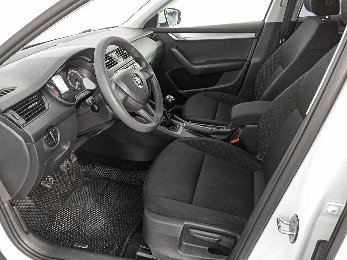 Б/У Шкода Октавия 2019 года. Фото: #13