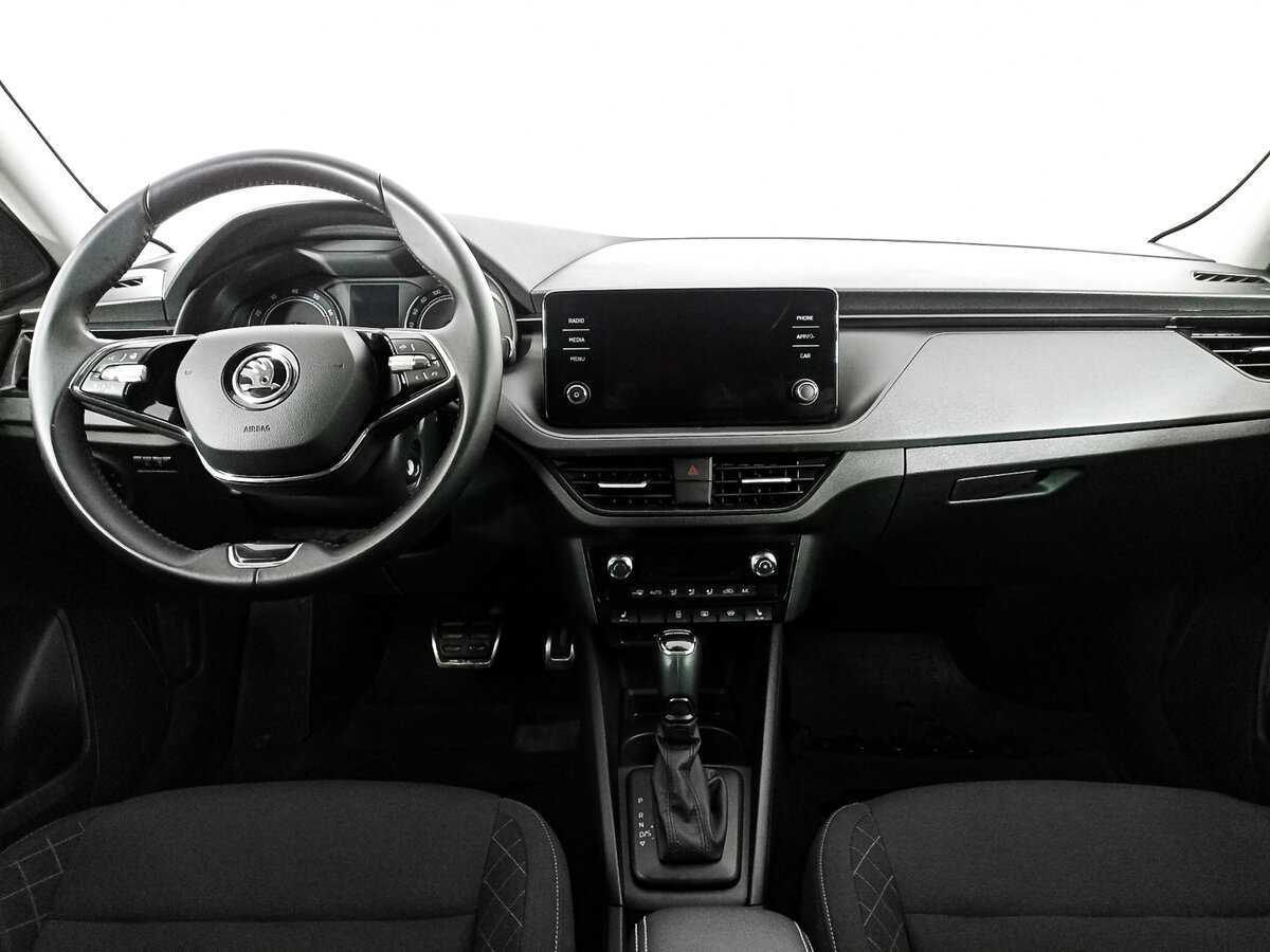 Б/У Шкода Рапид 2021 года. Фото: #11