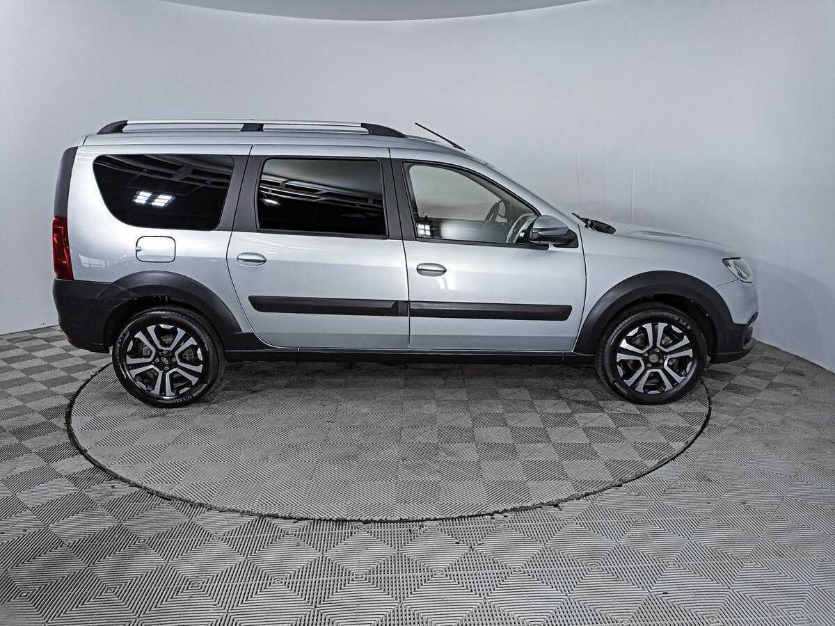 Б/У Лада (ВАЗ) Ларгус 2021 года. Фото: #3