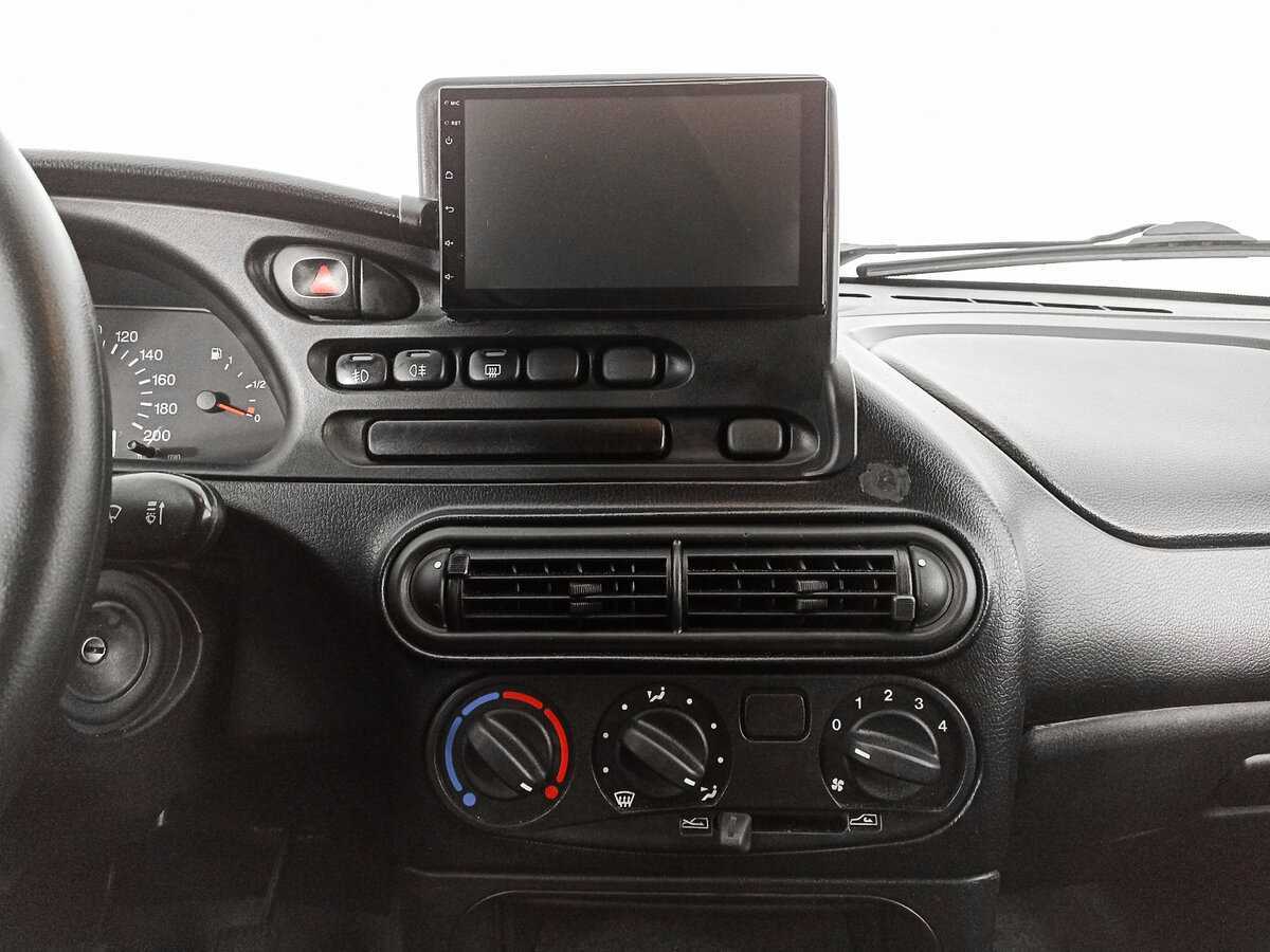 Б/У Шевроле Нива 2015 года. Фото: #10