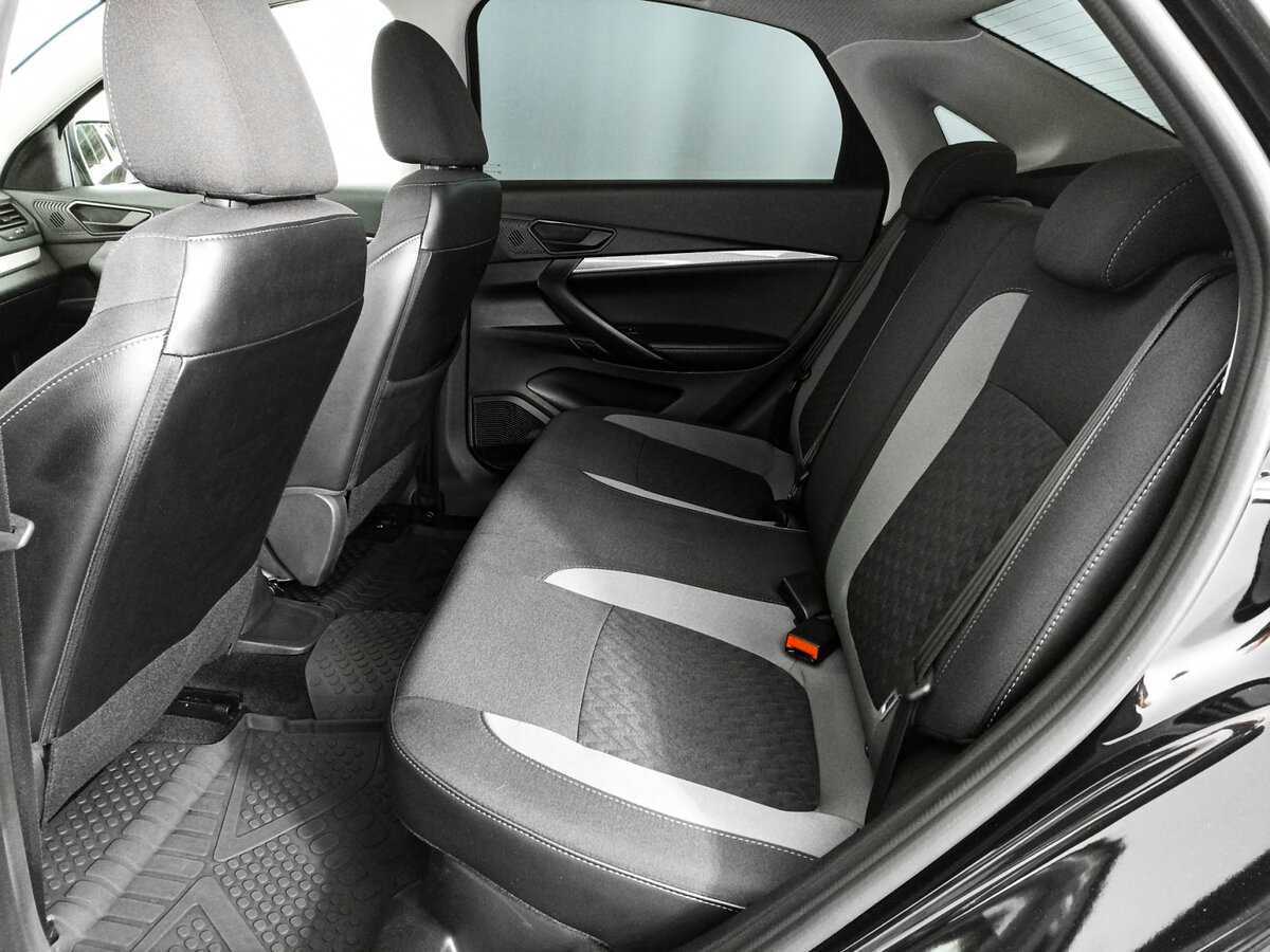 Б/У Лада (ВАЗ) Веста 2023 года. Фото: #7