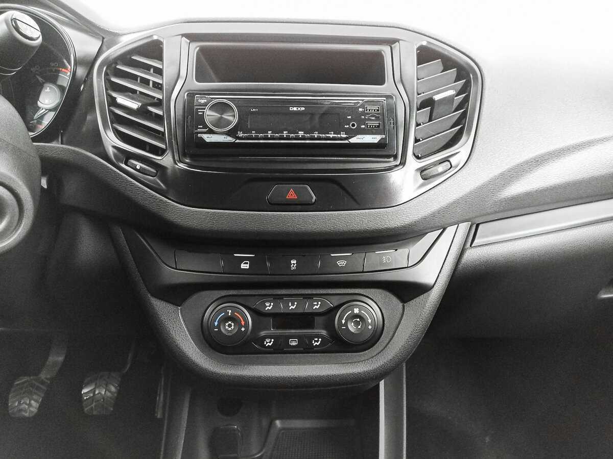 Б/У Лада (ВАЗ) Веста 2018 года. Фото: #12