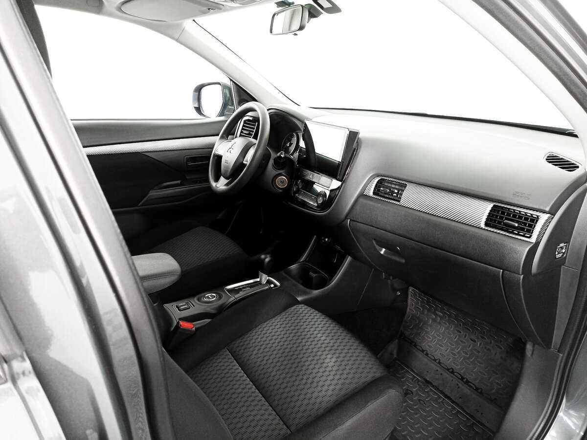 Mitsubishi Outlander 2014 года с пробегом. Фото: #4