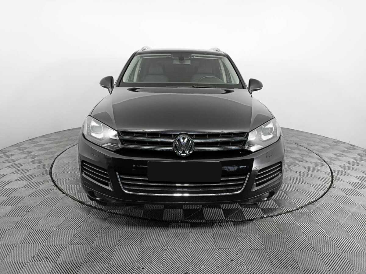 Б/У Фольксваген Туарег 2013 года. Фото: #1