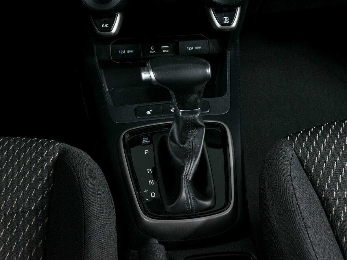 Б/У Киа Рио 2017 года. Фото: #14