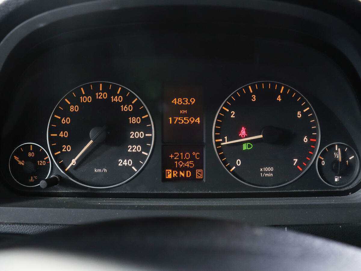 Mercedes-Benz A-Класс 2012 года с пробегом. Фото: #9