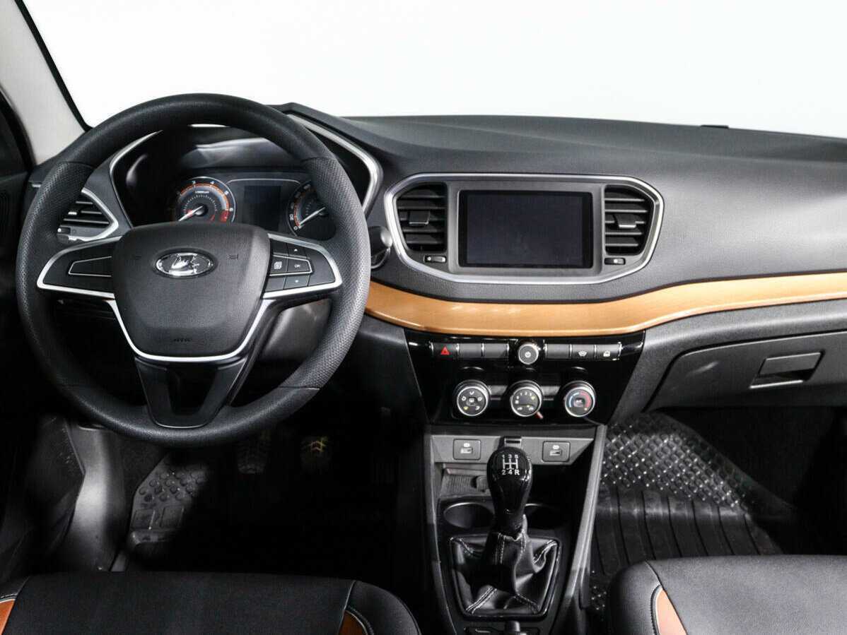 Б/У Лада (ВАЗ) Веста 2023 года. Фото: #9