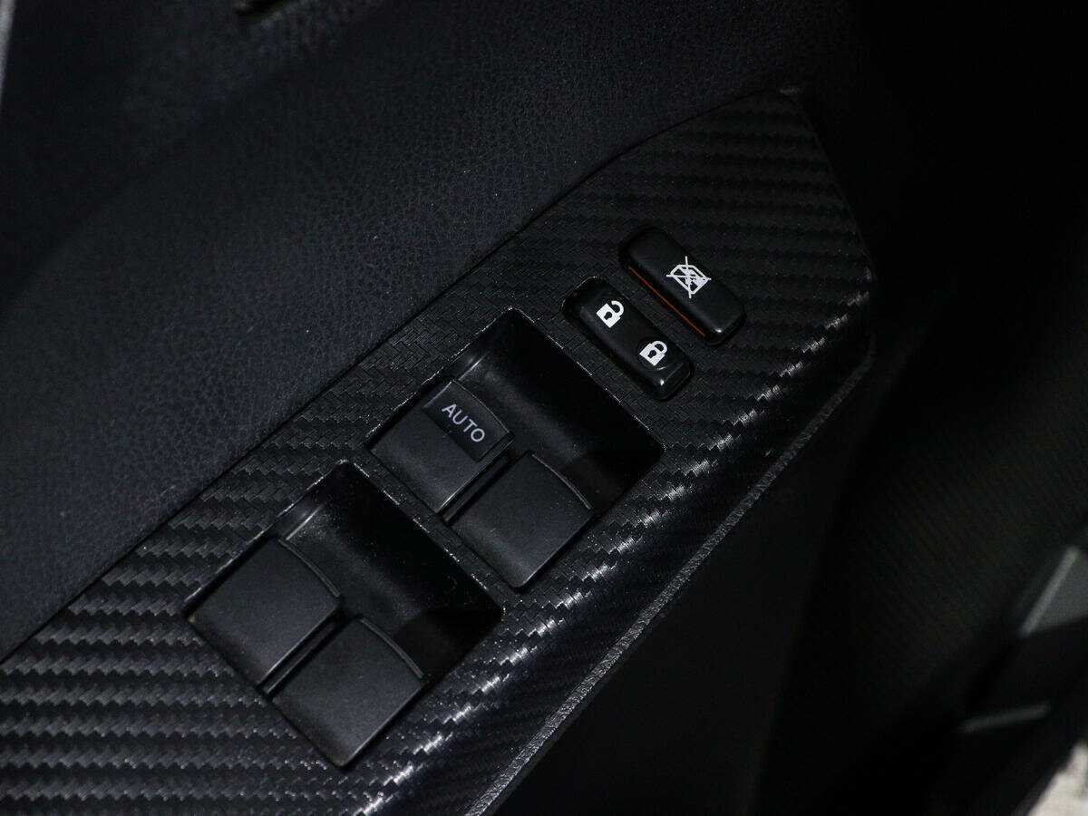 Б/У Тойота Рав4 2013 года. Фото: #13