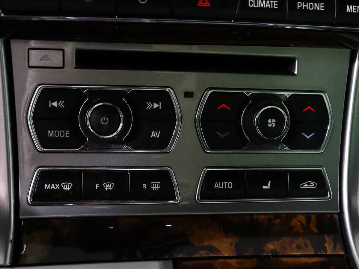 Jaguar XF 2013 года с пробегом. Фото: #17