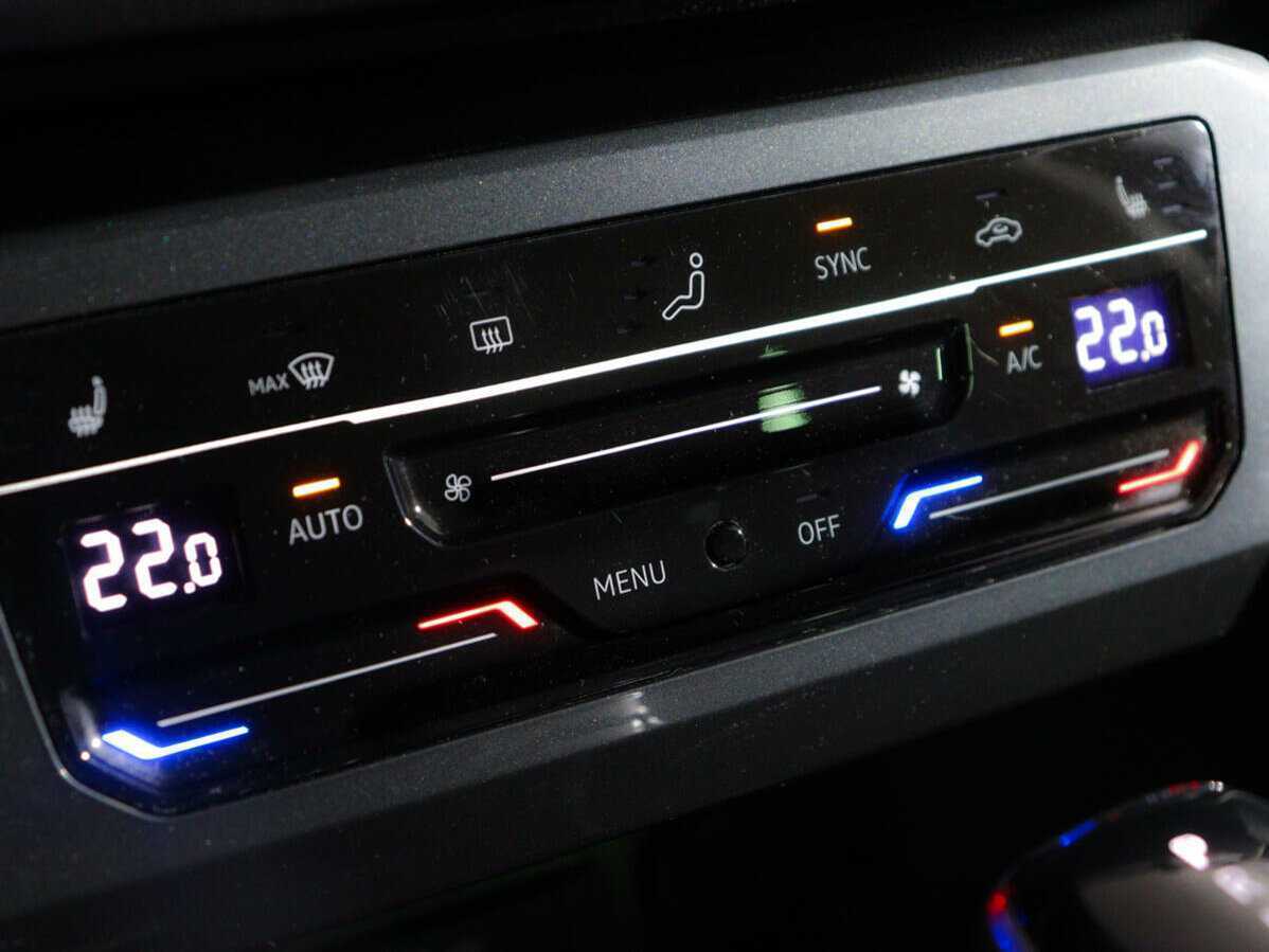 Volkswagen Tiguan 2021 года с пробегом. Фото: #16