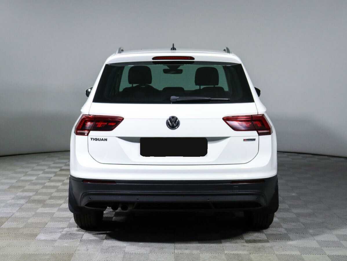 Volkswagen Tiguan 2018 года с пробегом. Фото: #5
