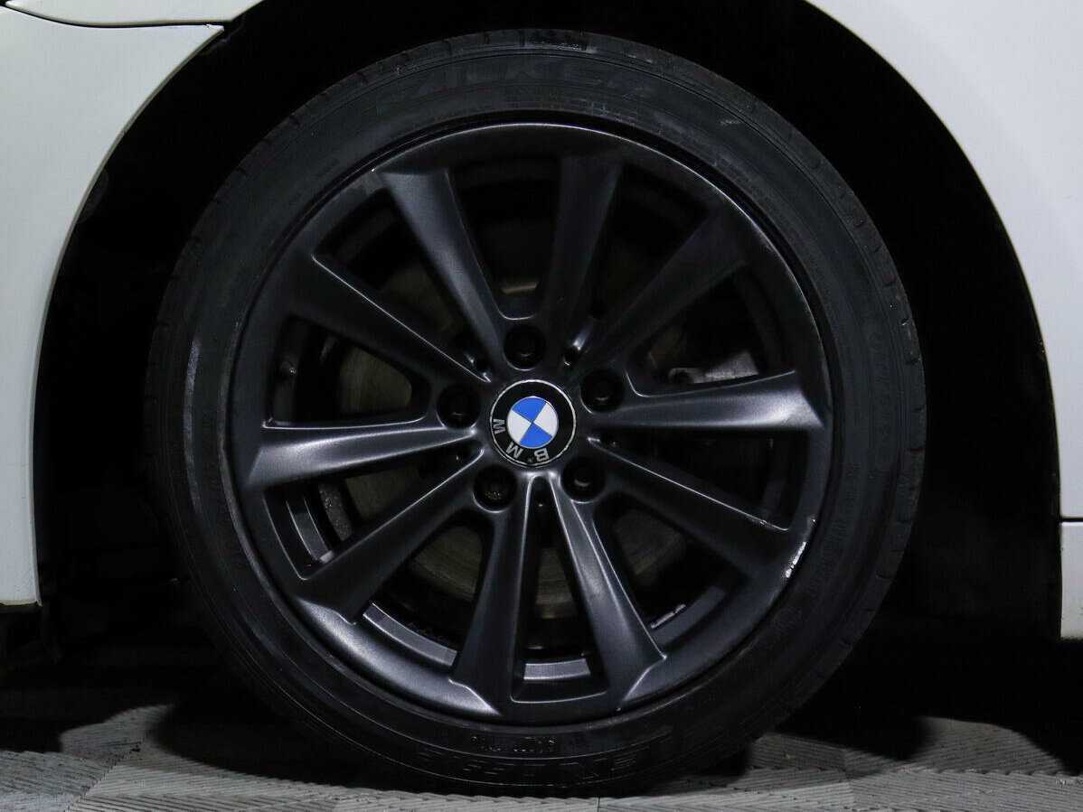 BMW 5 серии 2014 года с пробегом. Фото: #12