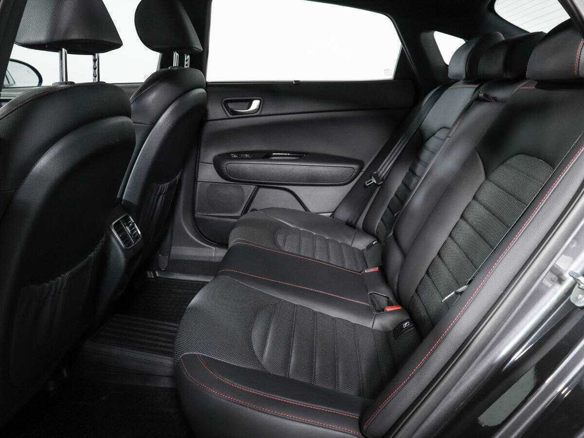 Б/У Киа Оптима 2018 года. Фото: #9