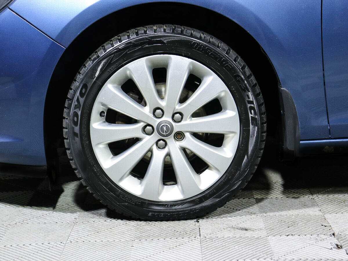 Б/У Опель Астра 2014 года. Фото: #12