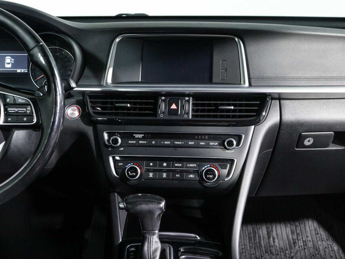 Б/У Киа Оптима 2019 года. Фото: #10