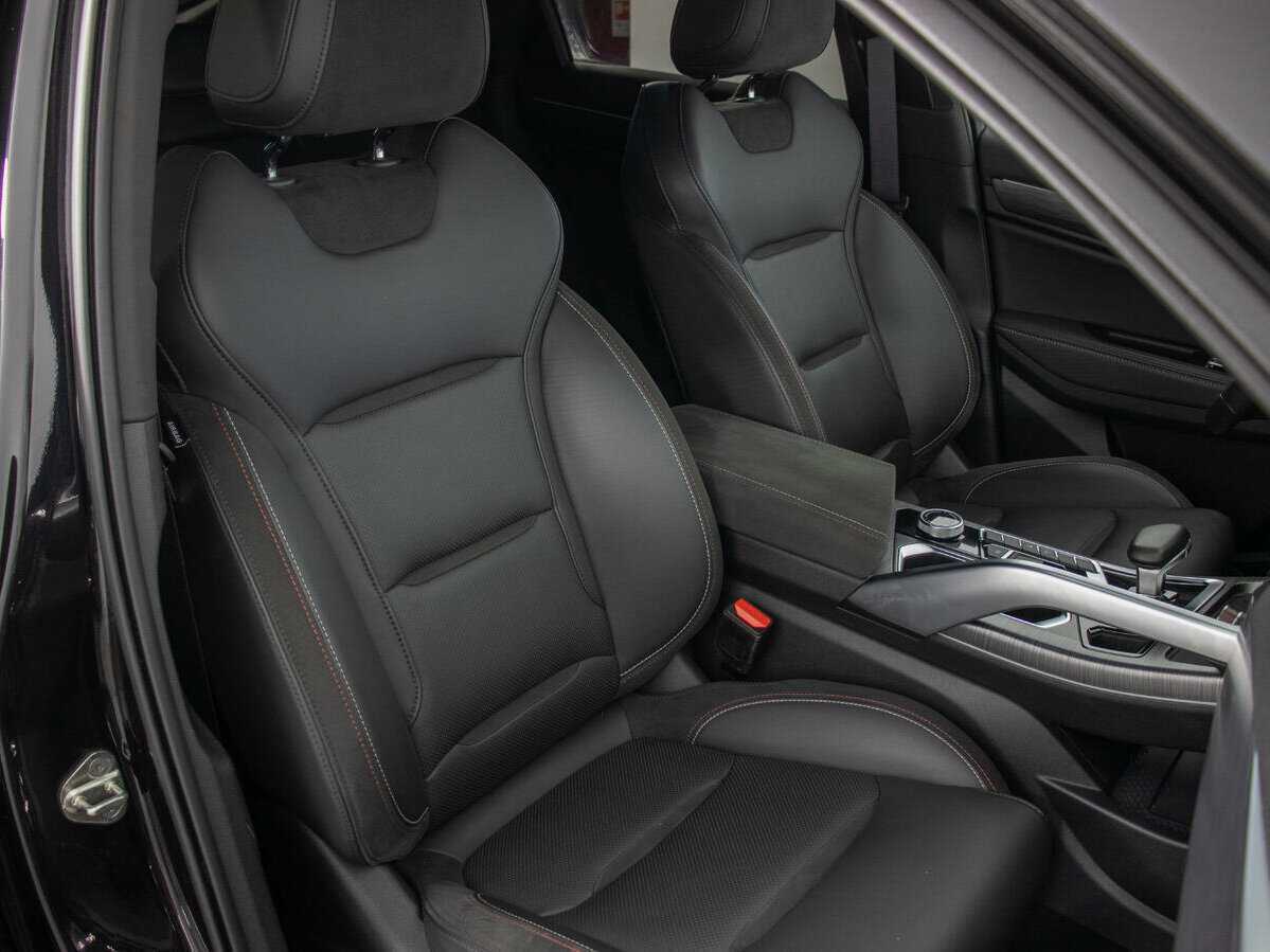 Geely Tugella 2022 года с пробегом. Фото: #9