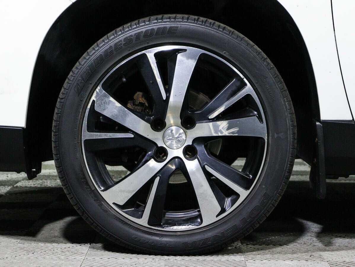 Б/У Пежо 2008 2014 года. Фото: #12