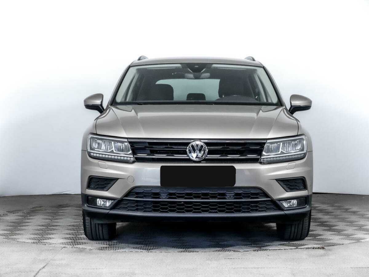 Volkswagen Tiguan 2018 года с пробегом. Фото: #1