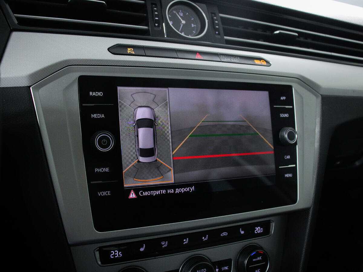 Б/У Фольксваген Пассат 2018 года. Фото: #15