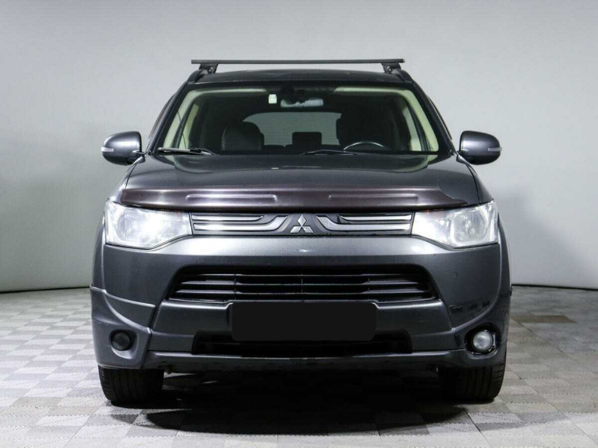 Mitsubishi Outlander 2013 года с пробегом. Фото: #1