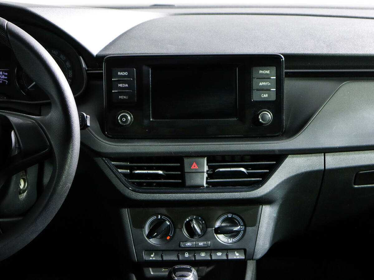 Б/У Шкода Рапид 2021 года. Фото: #10